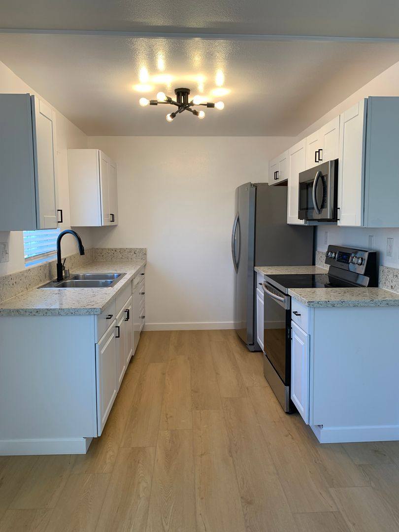 Apartment for rent at 5720 Lauretta St, San Diego, CA 92110