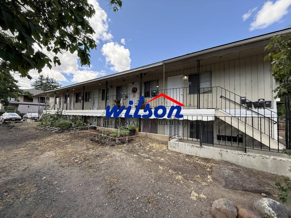 Apartment for rent at 702 N 2nd St, Yakima, WA 98901