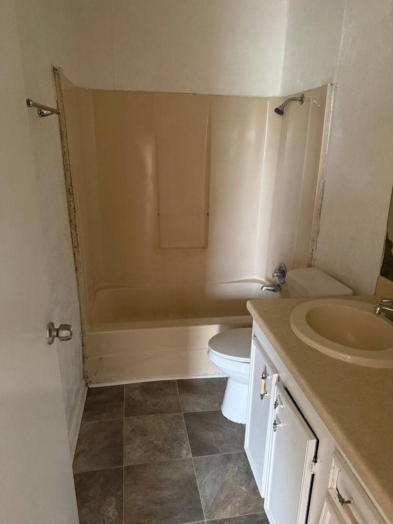 House for rent at 3255 Waverly St, Beaumont, TX 77705