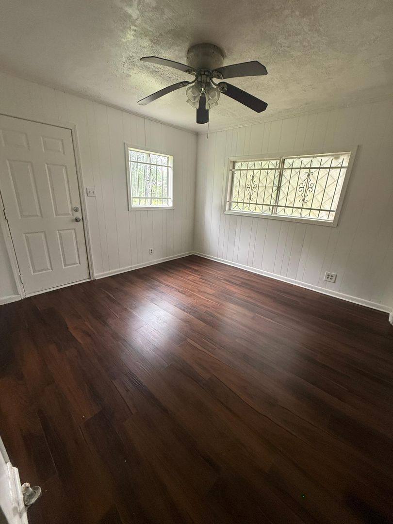 House for rent at 3255 Waverly St, Beaumont, TX 77705