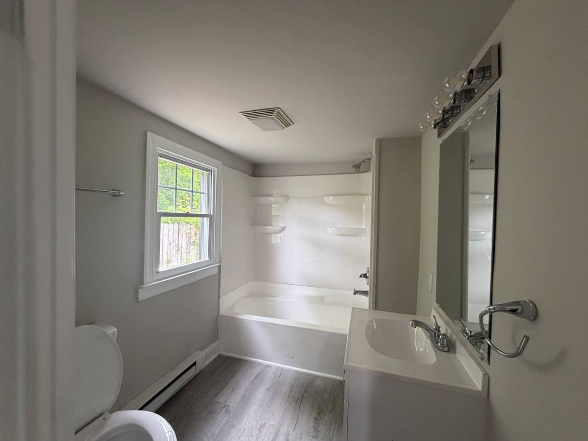 House for rent at 2208 Keswick Ave, Richmond, VA 23224