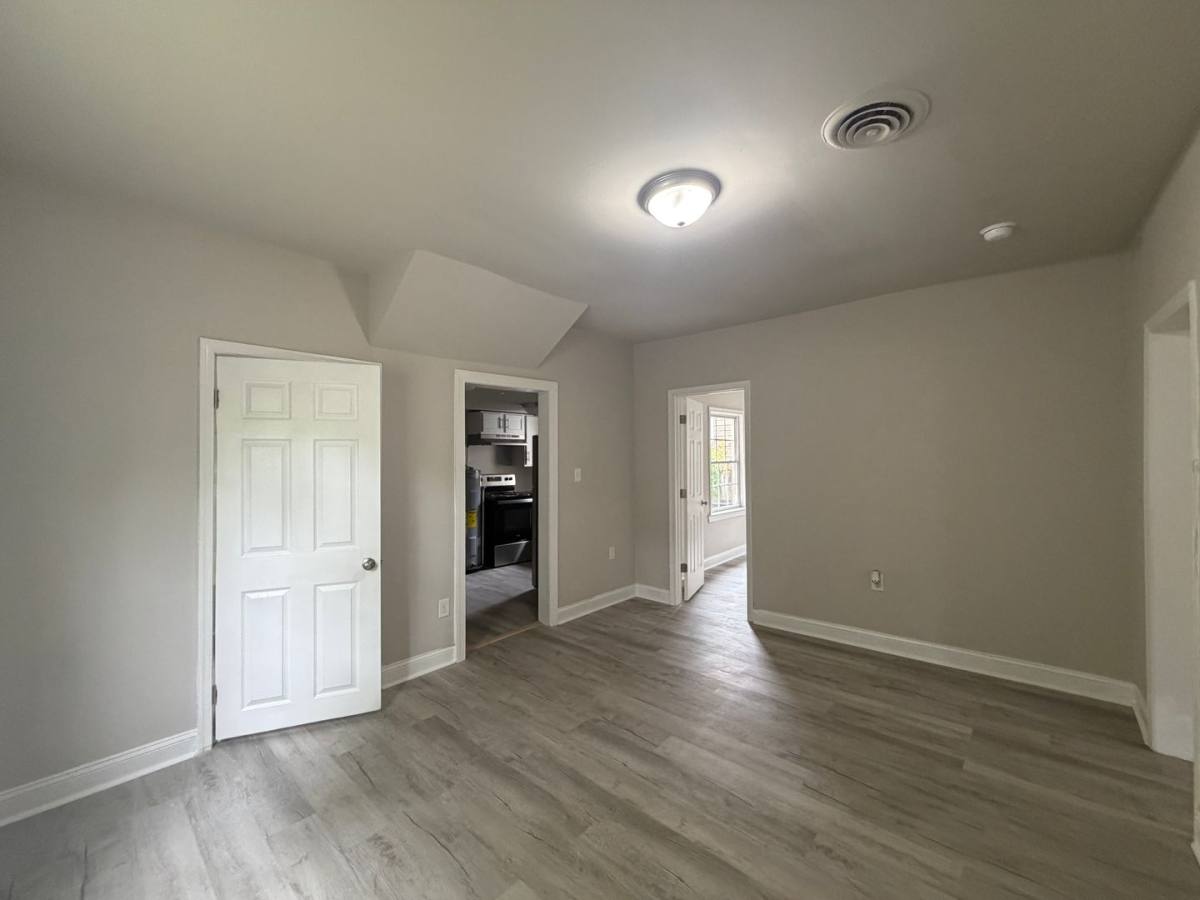 House for rent at 2208 Keswick Ave, Richmond, VA 23224
