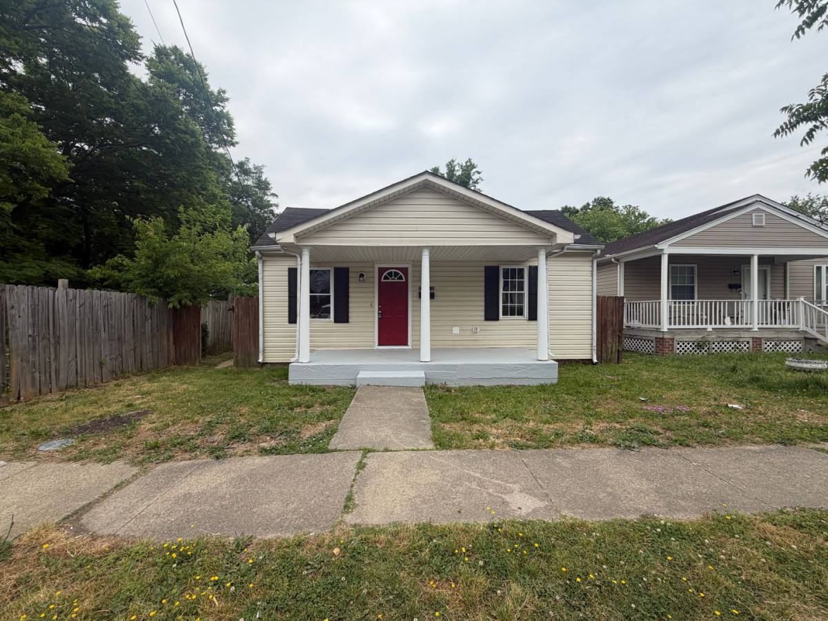 House for rent at 2208 Keswick Ave, Richmond, VA 23224