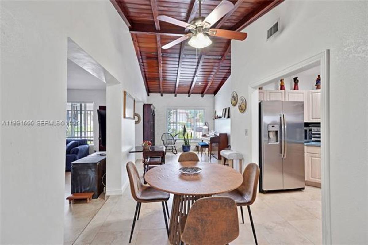 House for rent at 2834 SW 33rd Ave, Miami, FL 33133