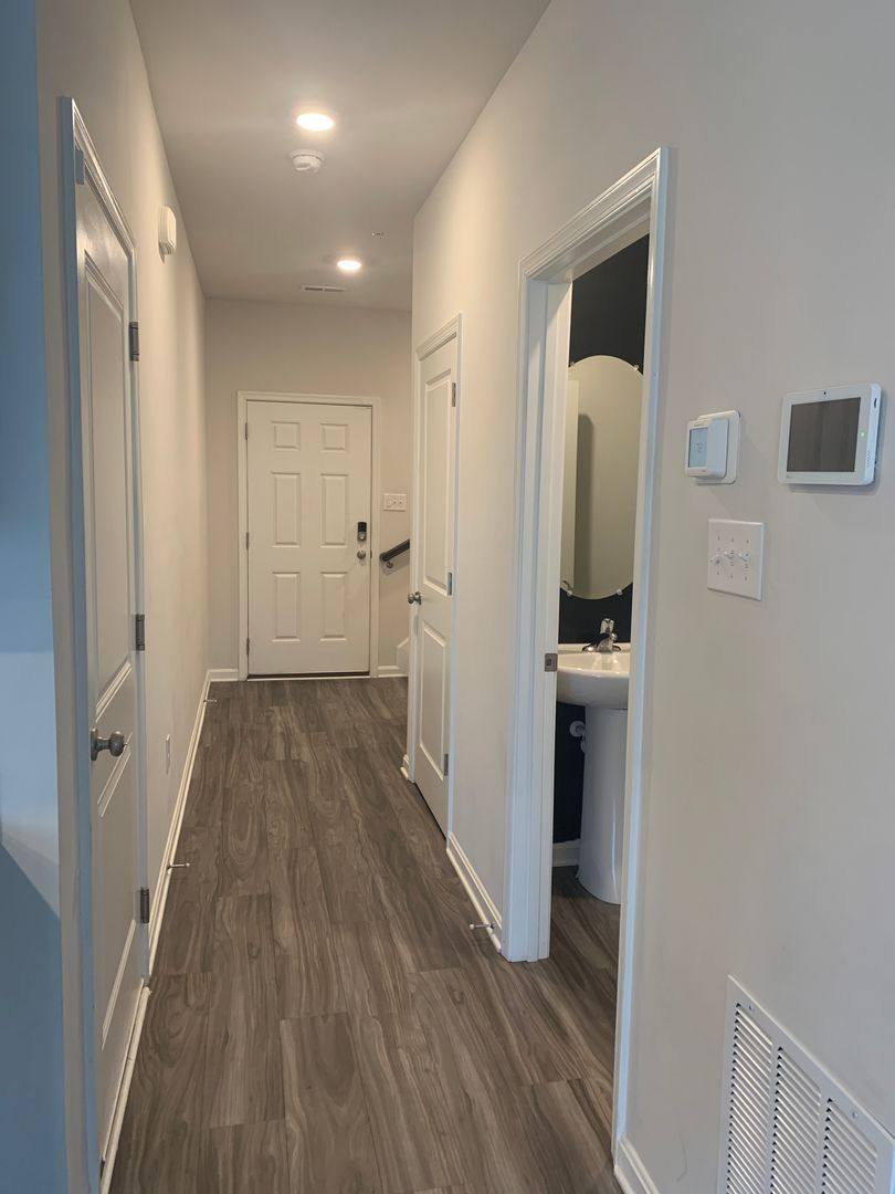 Townhouse for rent at 125 Maple Run Dr, York, PA 17404