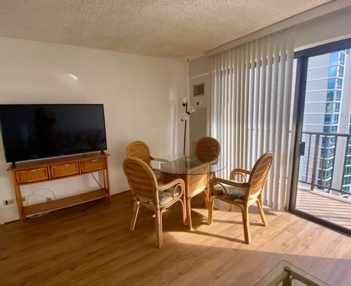 Apartment for rent at 2140 Kuhio Ave, Honolulu, HI 96815