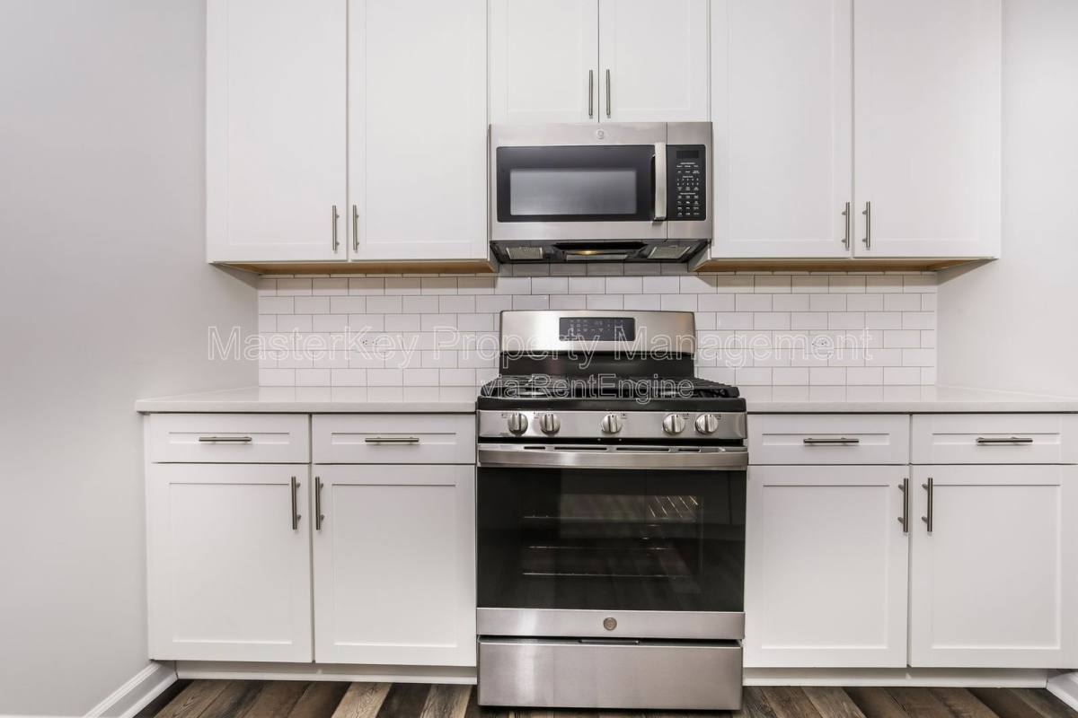 Townhouse for rent at 2061 Caen St, Raleigh, NC 27610