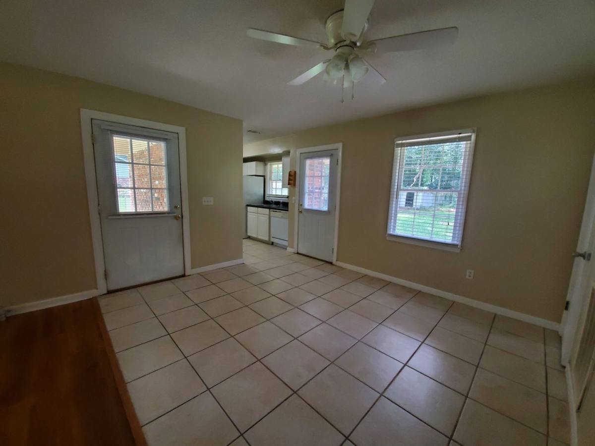 House for rent at 105 Springdale Rd, Statesboro, GA 30458