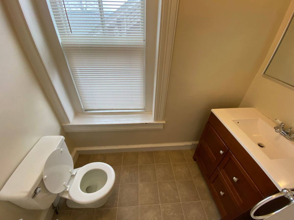 Apartment for rent at 86 S Main St, Spring Grove, PA 17362