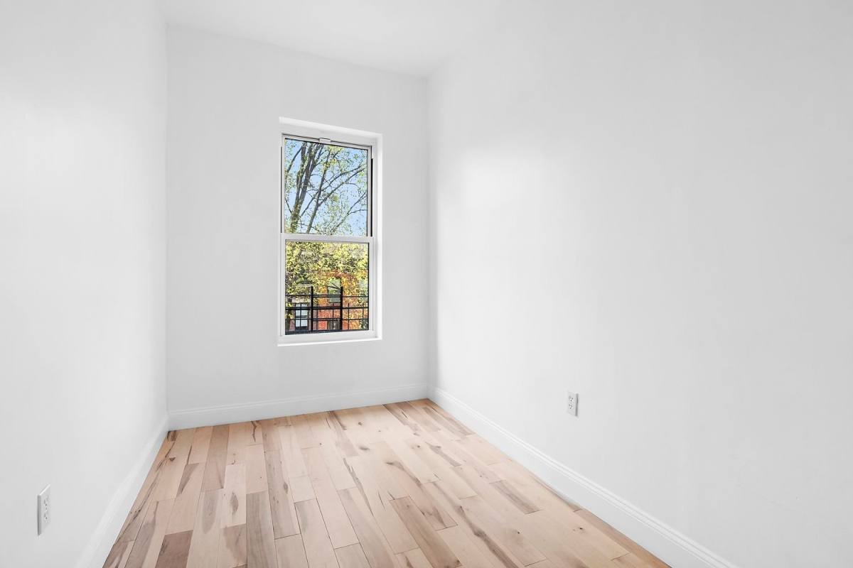 Apartment for rent at 955 Pacific St #3, Brooklyn, NY 11238