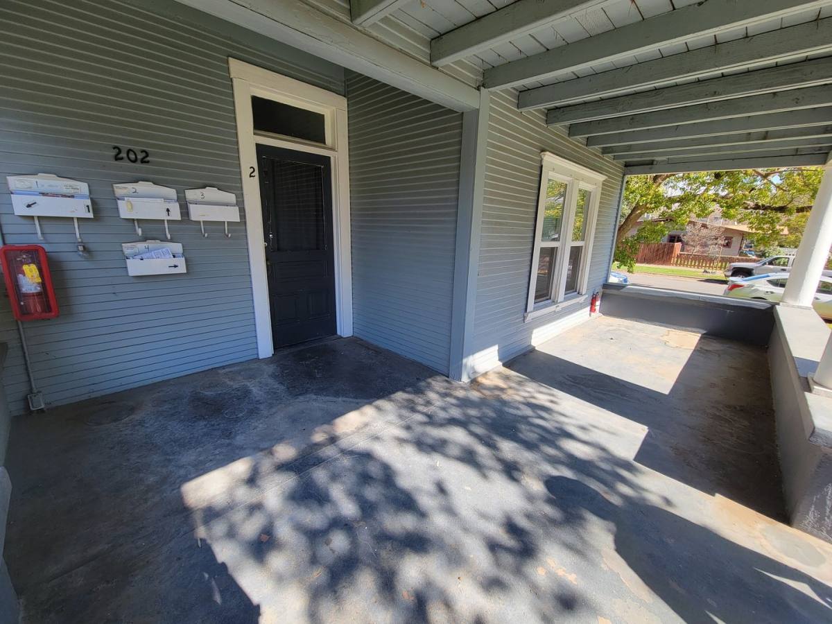 Apartment for rent at 202 W 2nd Ave, Chico, CA 95926