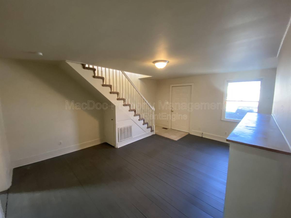 Apartment for rent at 1414 Princess Anne St, Fredericksburg, VA 22401