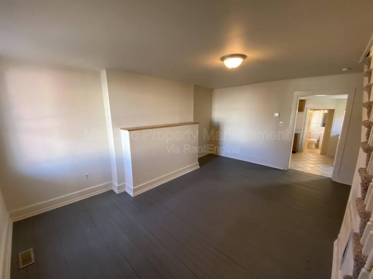 Apartment for rent at 1414 Princess Anne St, Fredericksburg, VA 22401