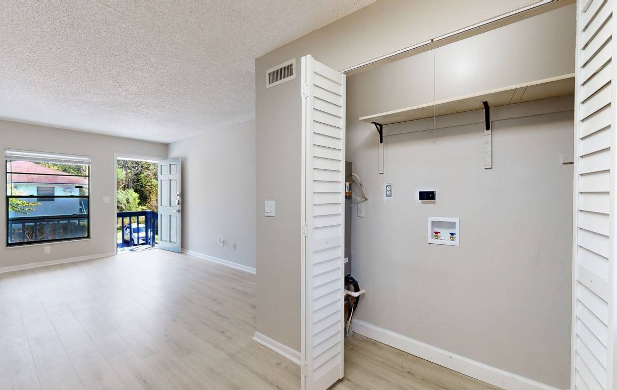 Apartment for rent at 2111 Firestone Rd #3, Jacksonville, FL 32210