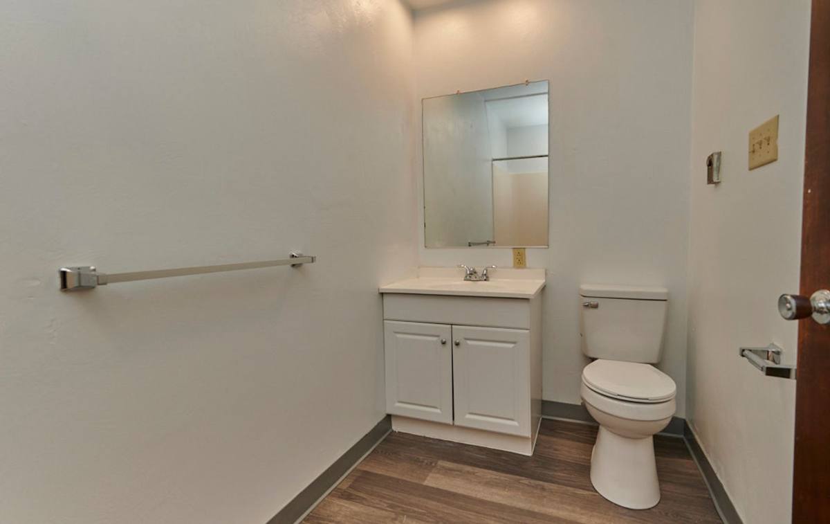 Townhouse for rent at 710 Williamsburg Dr E, Greensburg, PA 15601