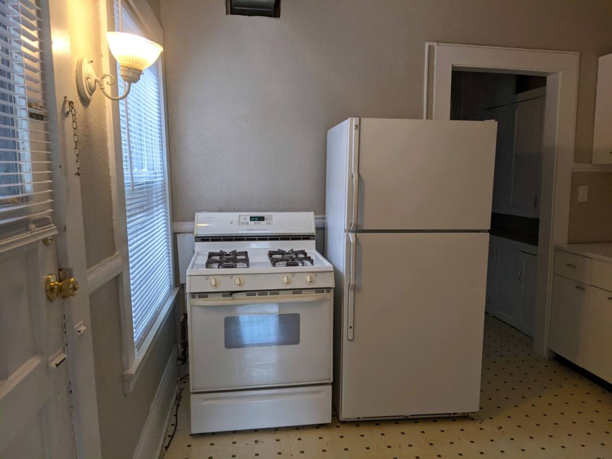 Apartment for rent at 2106 7th Ave, Moline, IL 61265