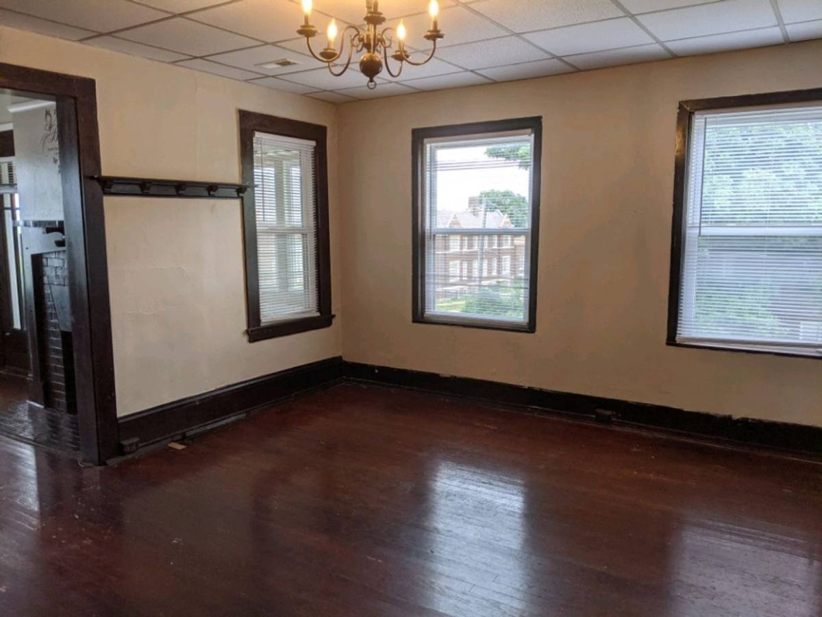Apartment for rent at 2106 7th Ave, Moline, IL 61265