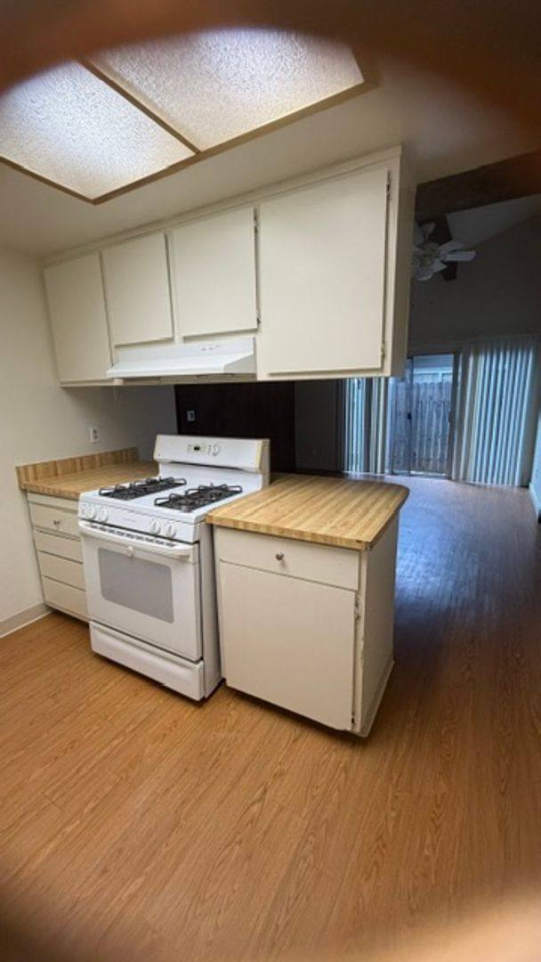 Apartment for rent at 10918-10920 Scotsman Way, Rancho Cordova, CA 95670