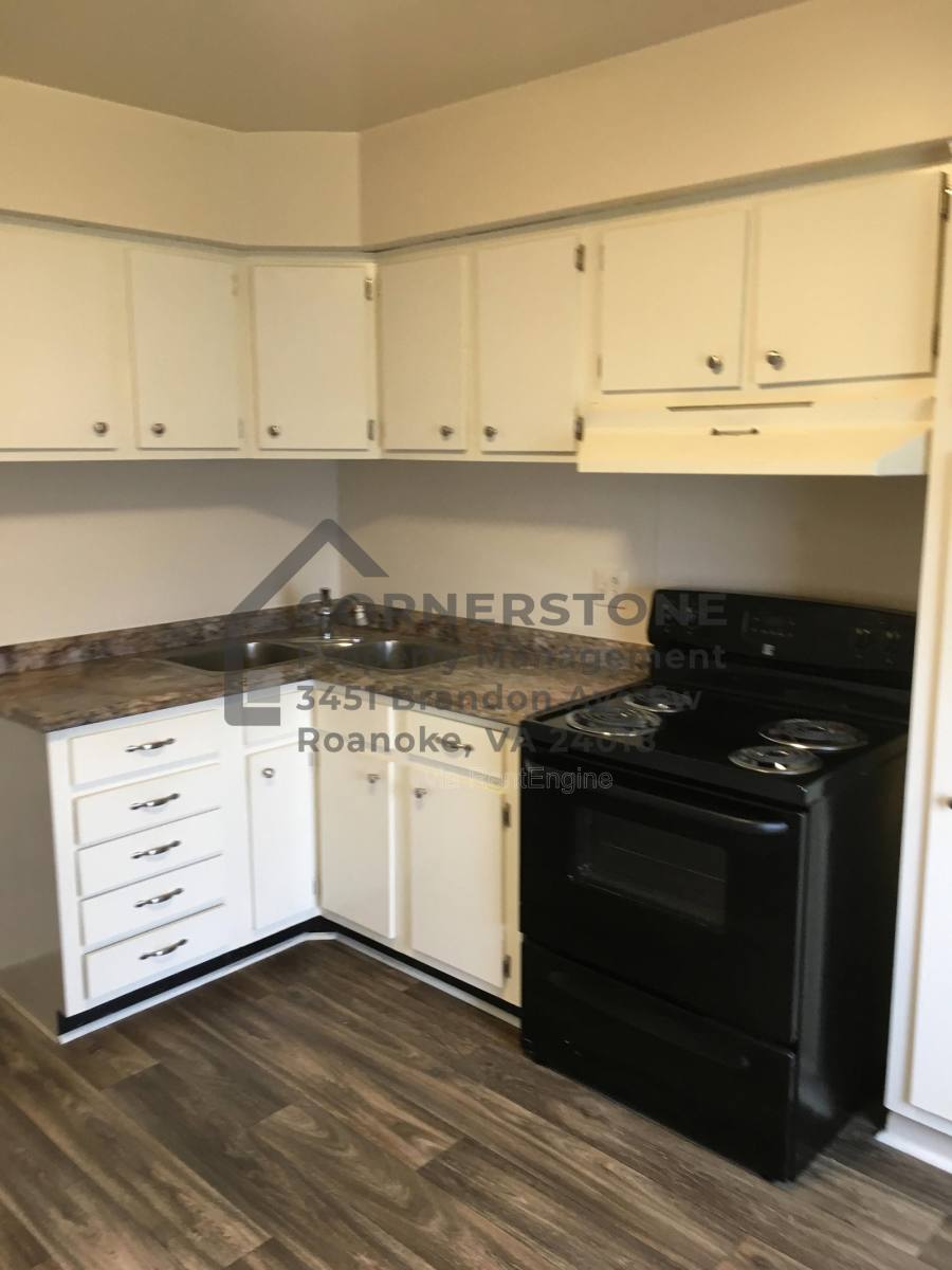 Apartment for rent at 6500 Carefree Lane #13, Roanoke, VA 24019