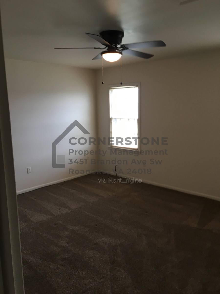 Apartment for rent at 6500 Carefree Lane #13, Roanoke, VA 24019