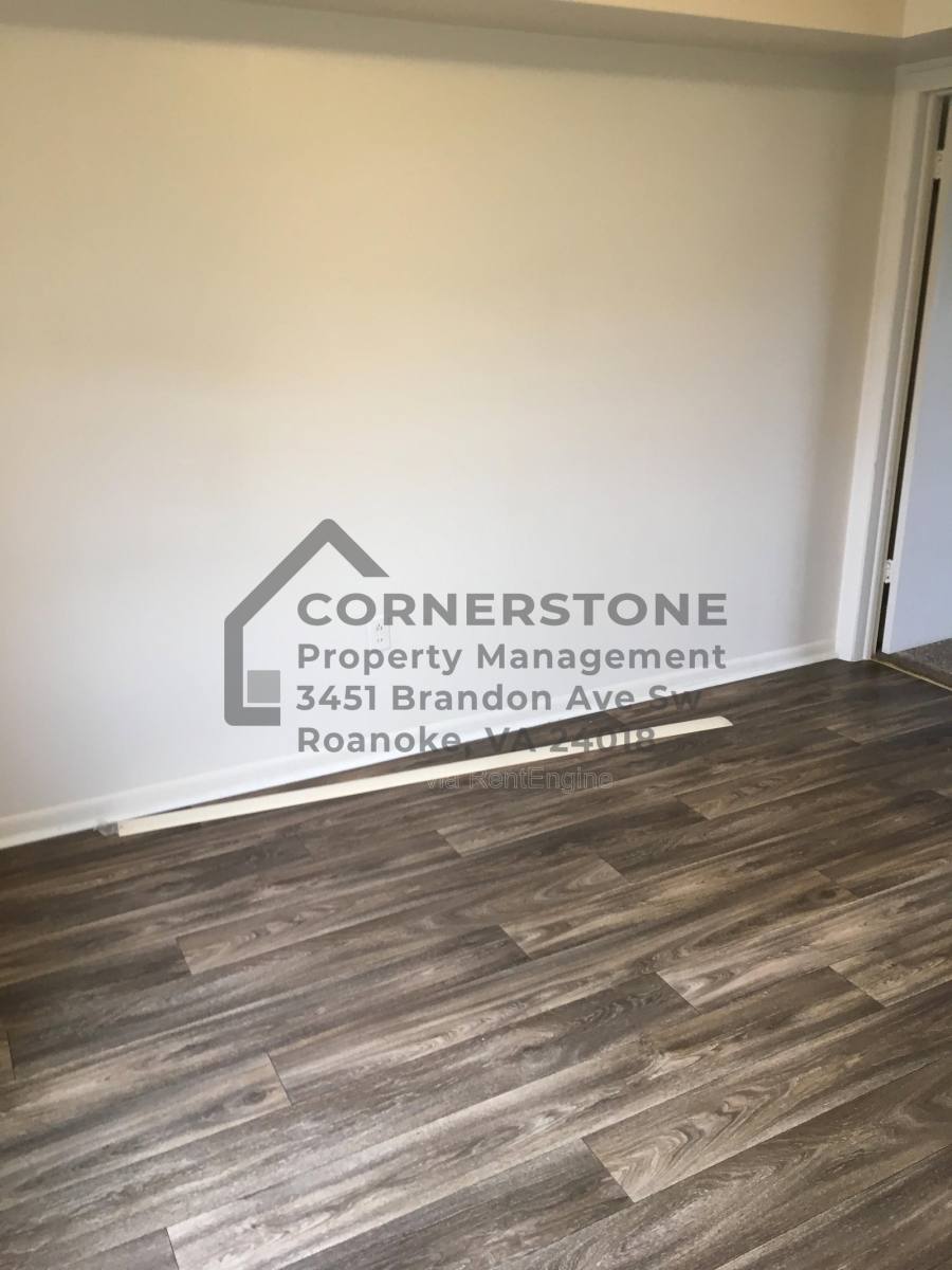 Apartment for rent at 6500 Carefree Lane #13, Roanoke, VA 24019