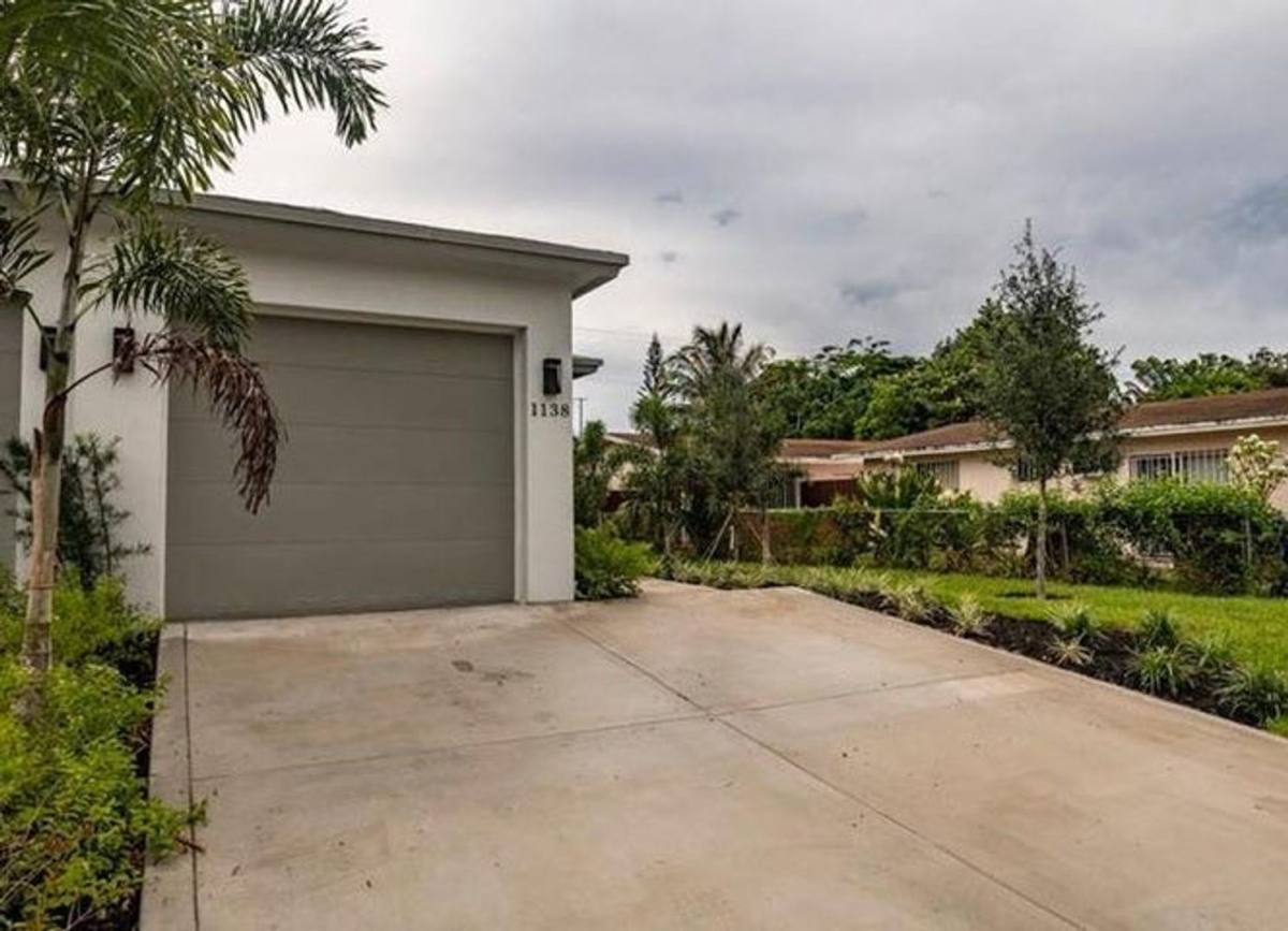 Townhouse for rent at 1138 NW 1st Ave, Fort Lauderdale, FL 33311