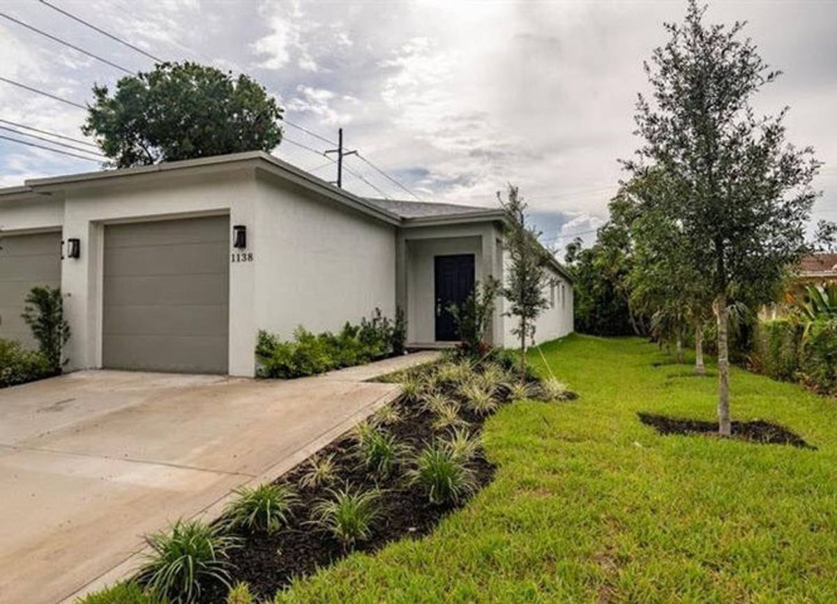 Townhouse for rent at 1138 NW 1st Ave, Fort Lauderdale, FL 33311