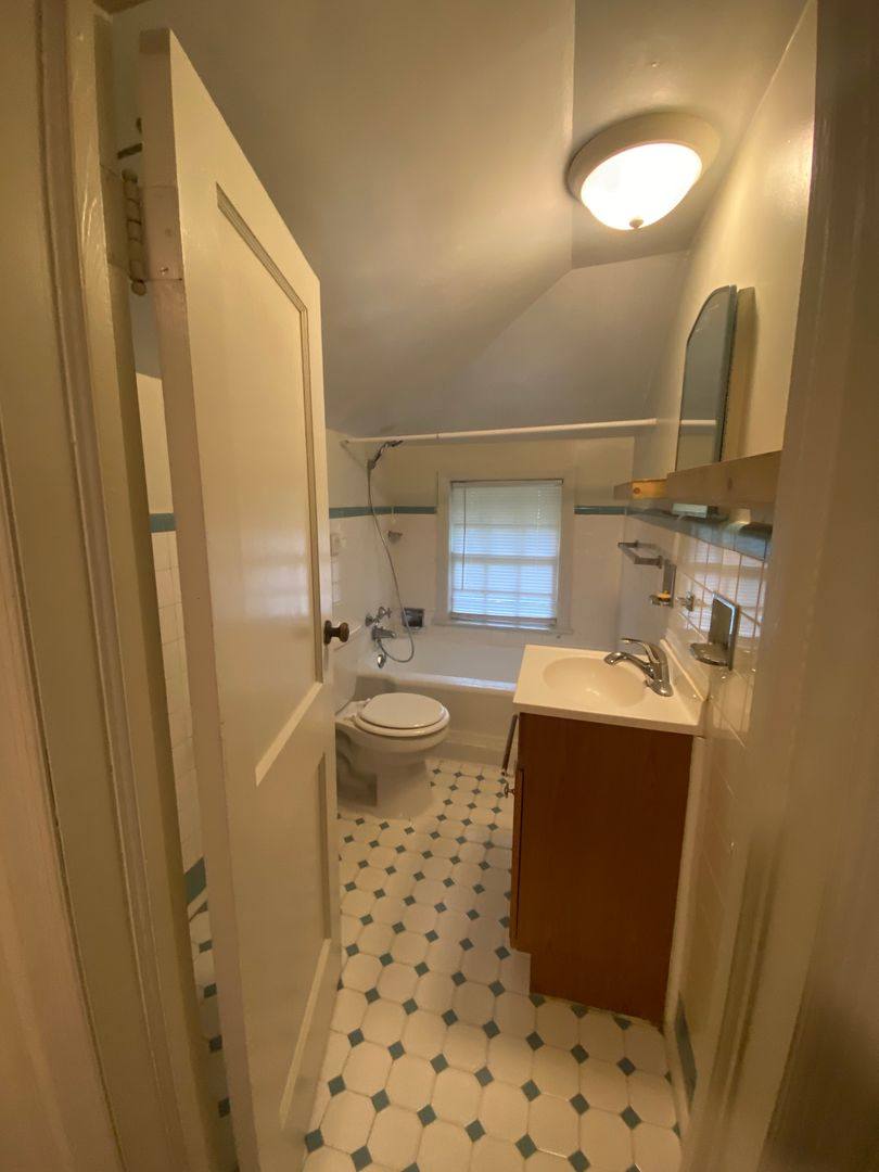Apartment for rent at 1106 Filmore St, Raleigh, NC 27605