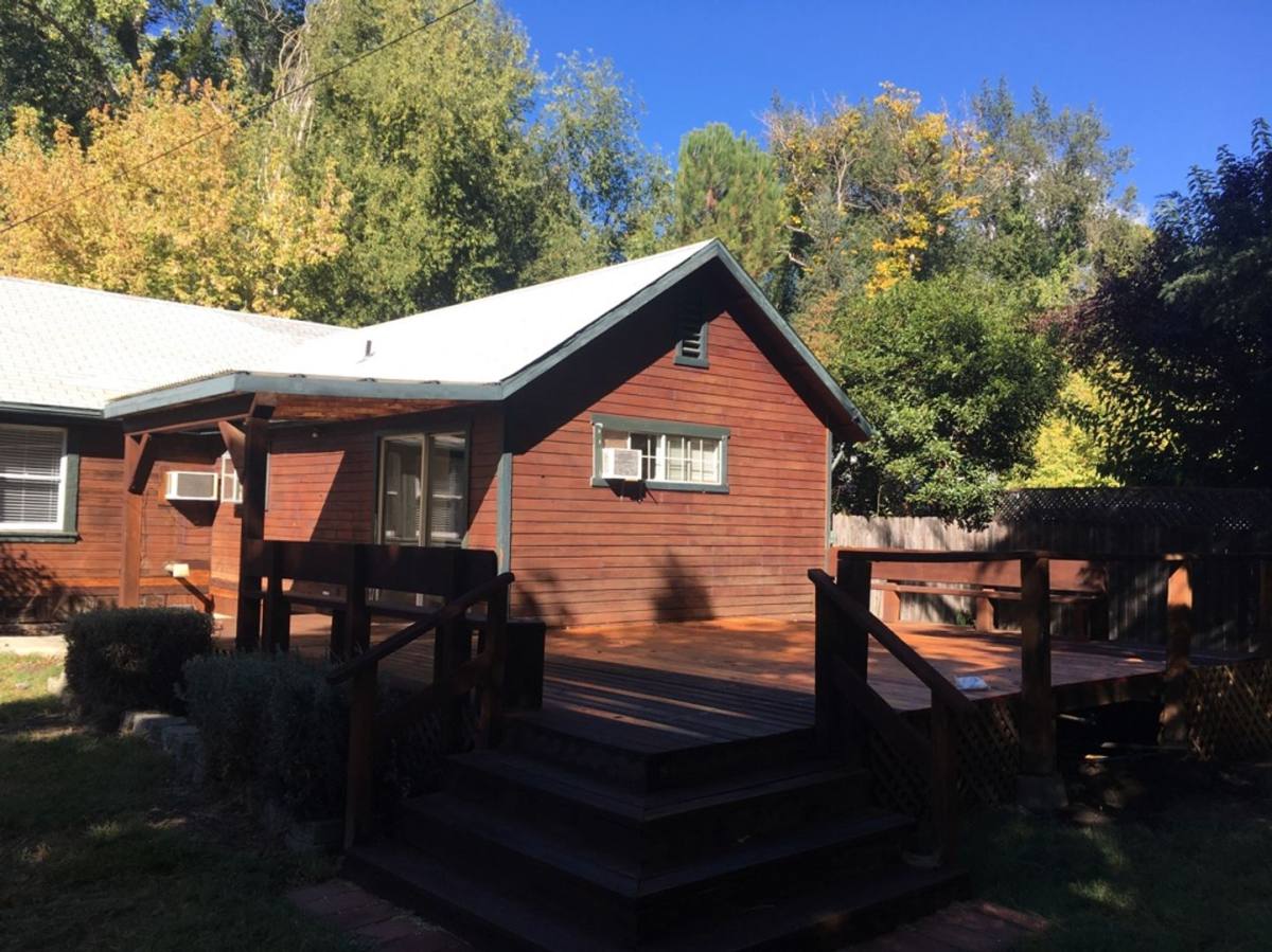 House for rent at 9633 Middle Creek Rd, Upper Lake, CA 95485