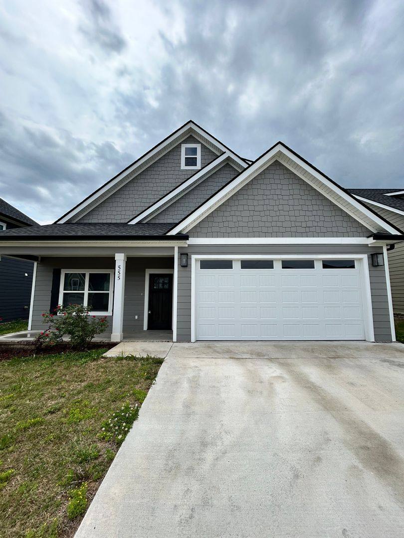House for rent at 555 Willow Grove Court, Ringgold, GA 30736