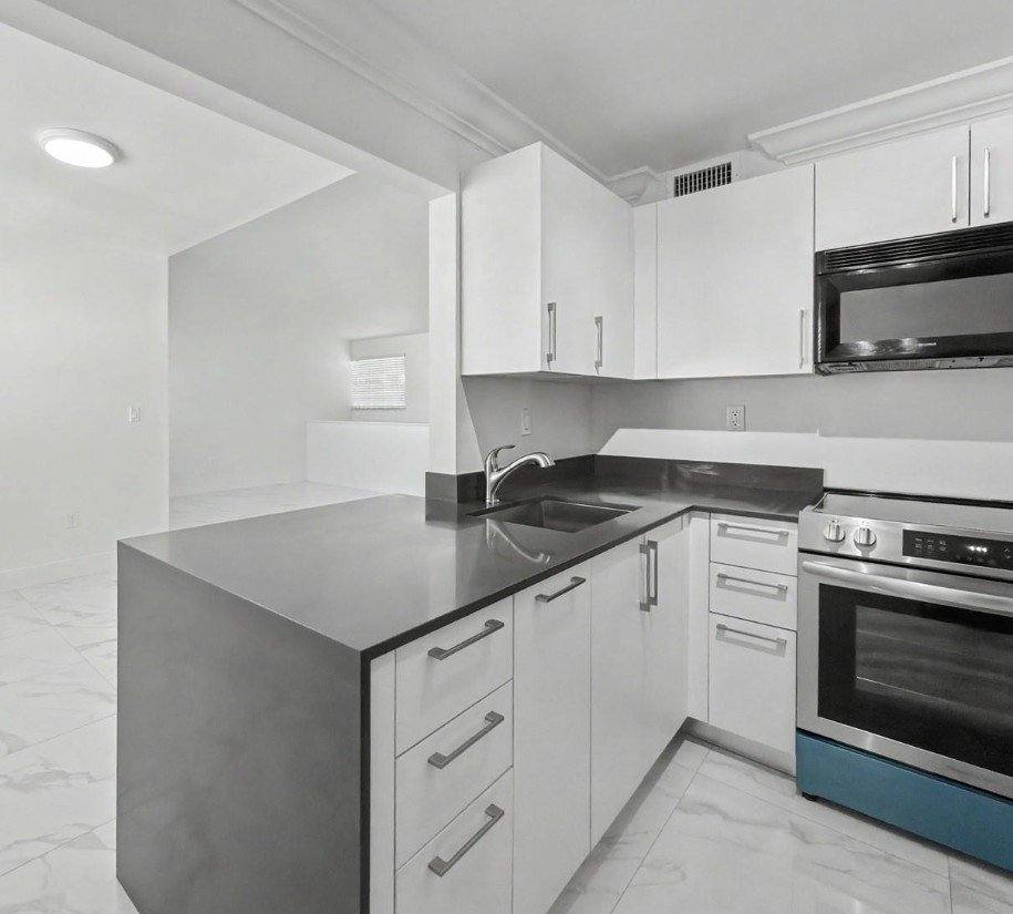 Condo for rent at 10011 NW 8th St, Miami, FL 33172