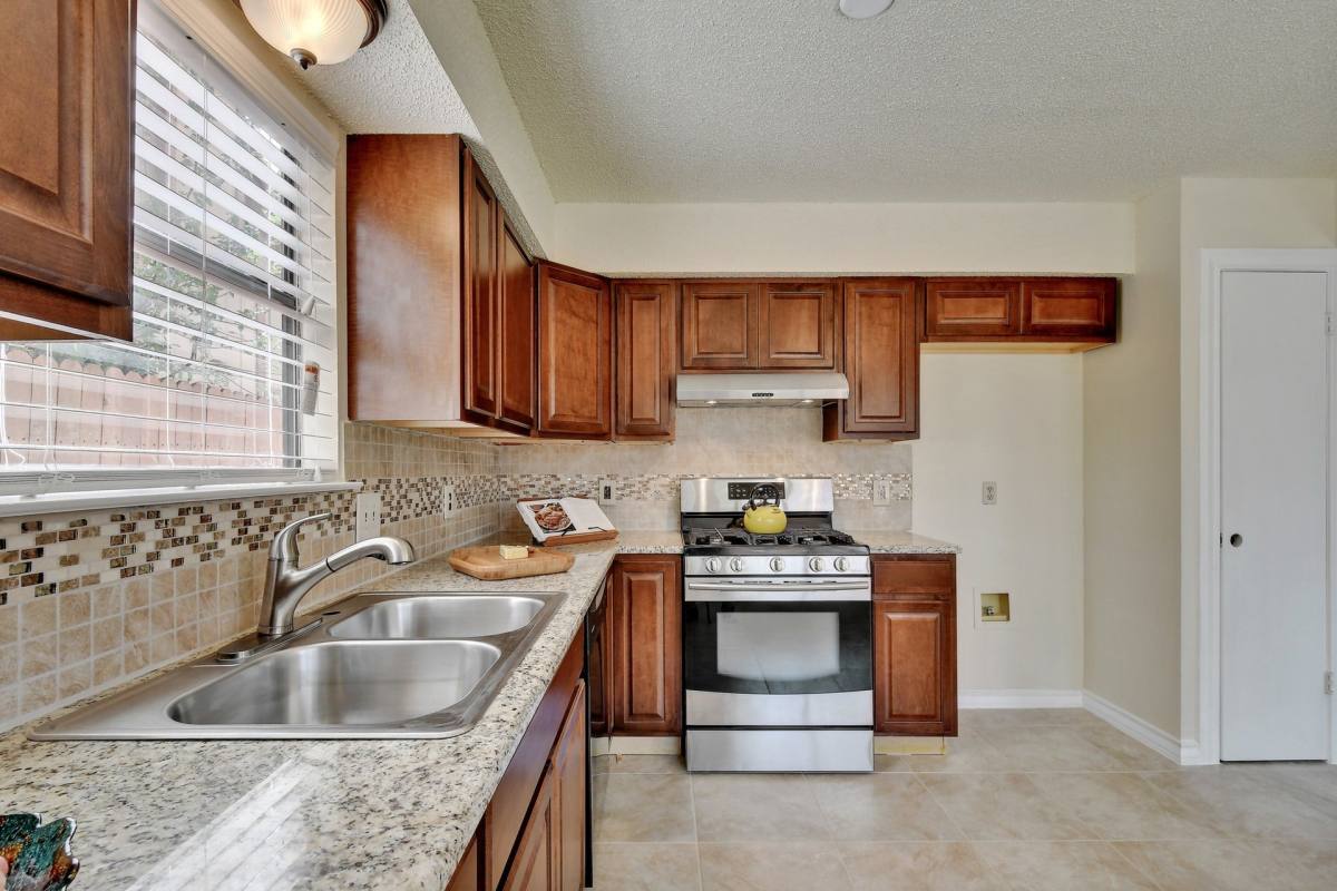 House for rent at 1622 Peachtree Valley Dr, Round Rock, TX 78681