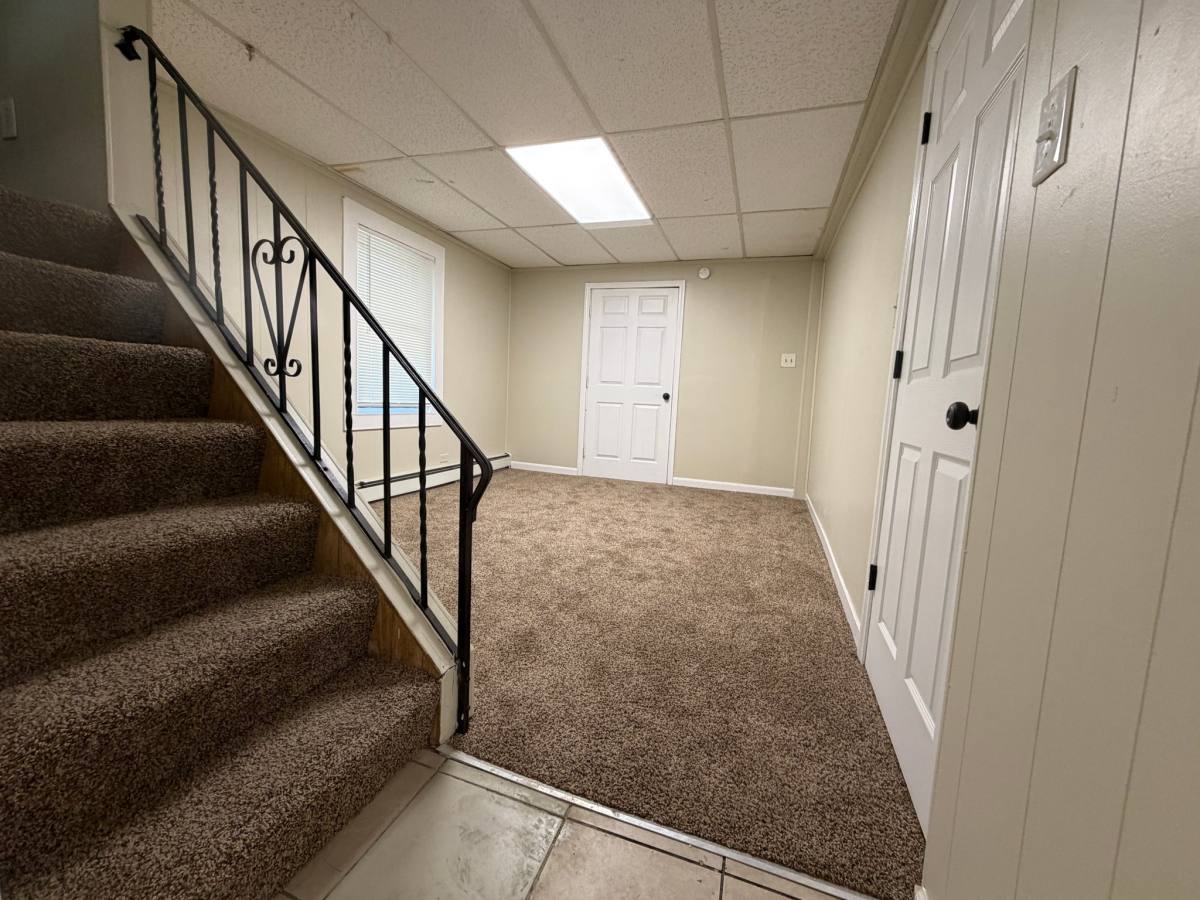 House for rent at 68 N Shirley, Pontiac, MI 48342