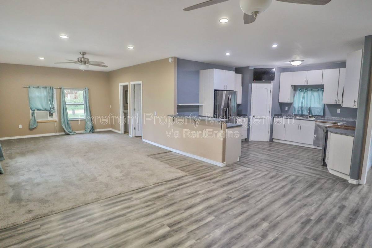 Apartment for rent at 19230 Farm To Market Rd 1937 #4, San Antonio, TX 78221
