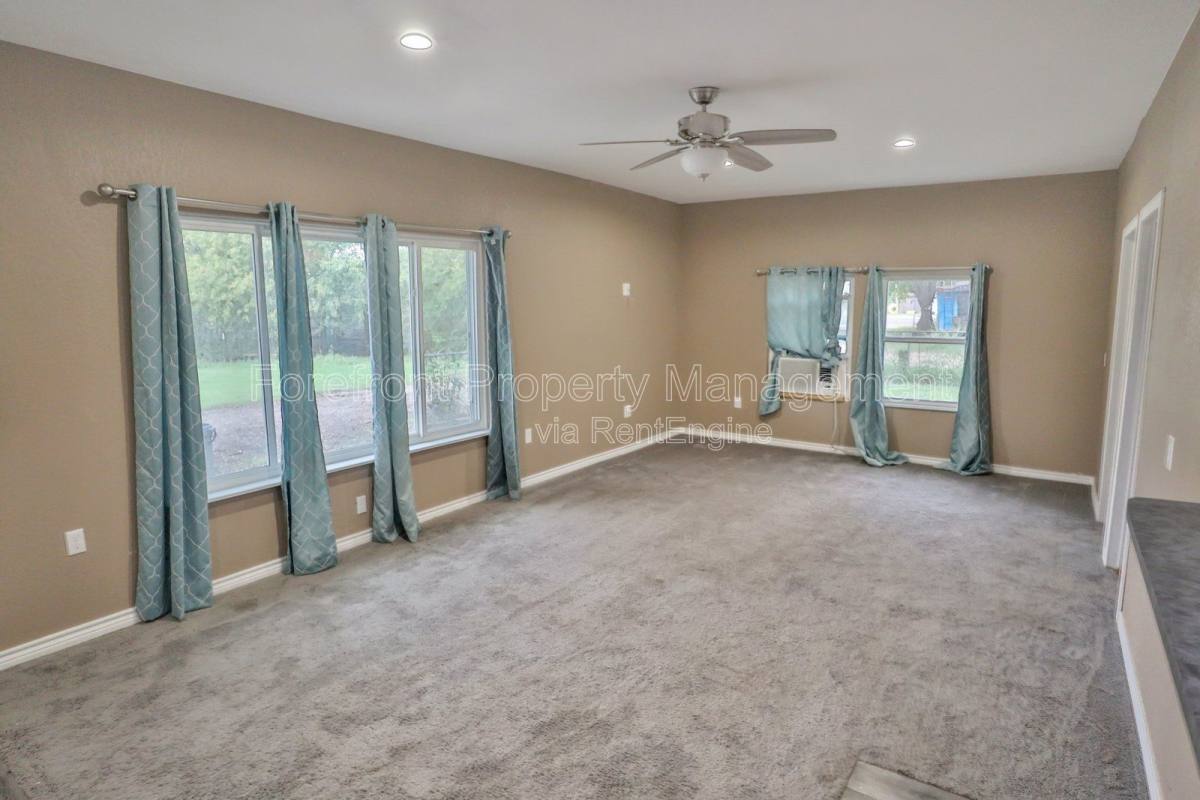 Apartment for rent at 19230 Farm To Market Rd 1937 #4, San Antonio, TX 78221