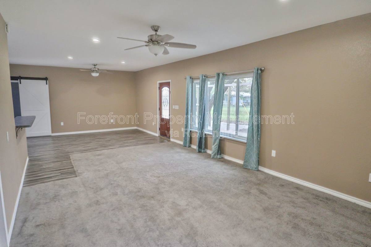Apartment for rent at 19230 Farm To Market Rd 1937 #4, San Antonio, TX 78221