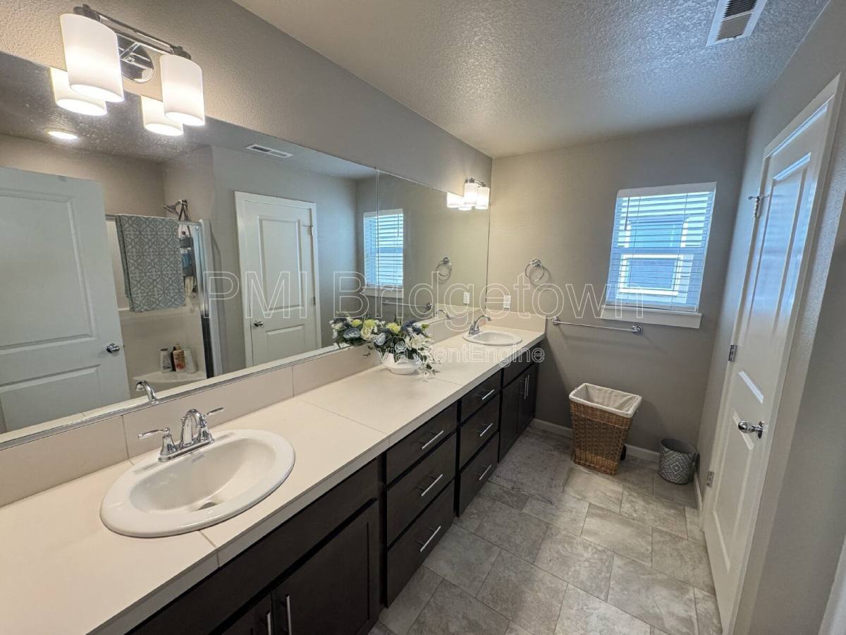 House for rent at 3715 SW 190th Terrace, Beaverton, OR 97078
