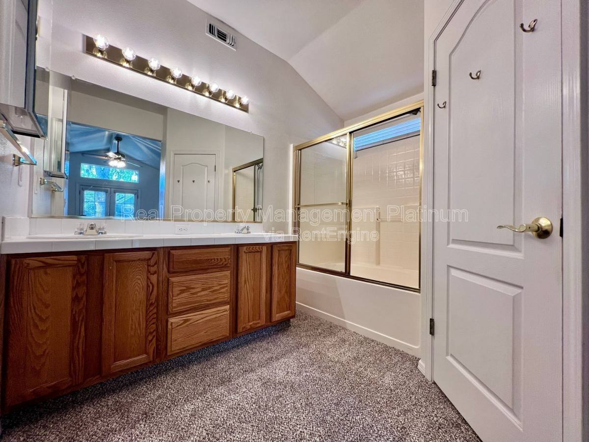 House for rent at 2669 Alamos Ave, Clovis, CA 93611