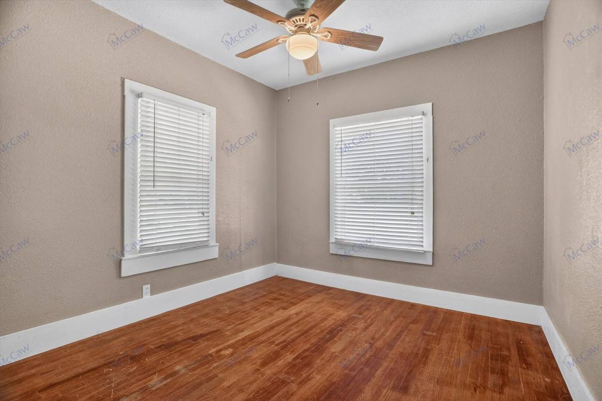 House for rent at 303 S Elm St, Weatherford, TX 76086