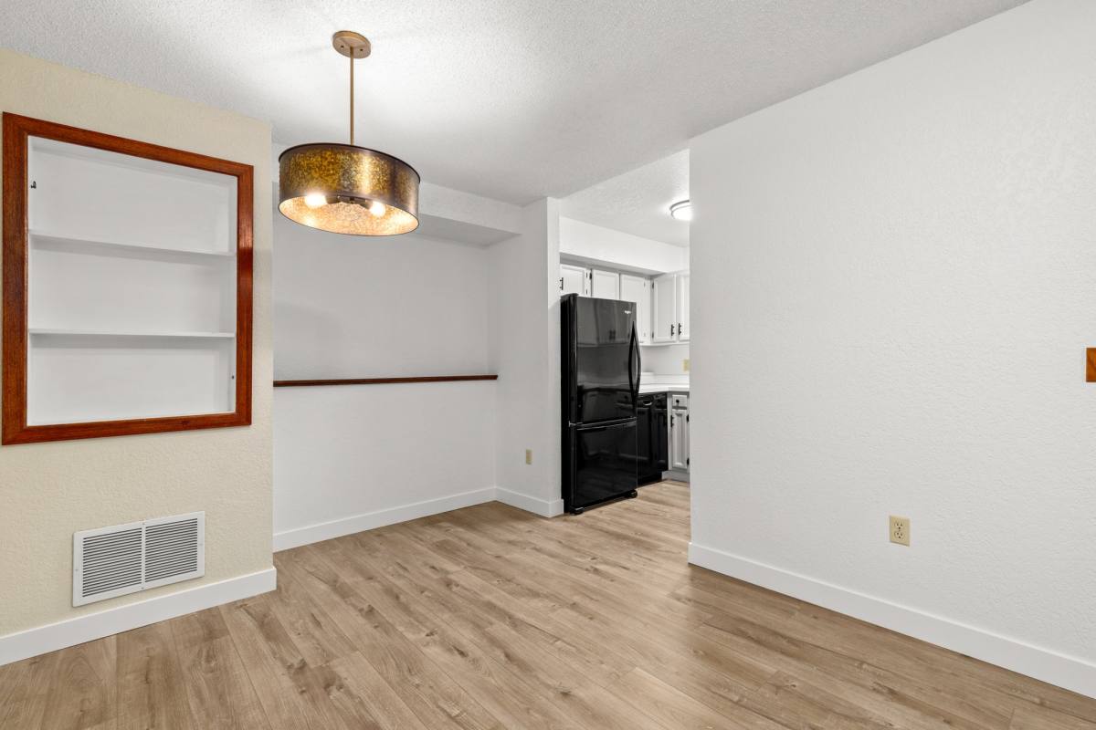 Townhouse for rent at 607 Ave F #4, Billings, MT 59102