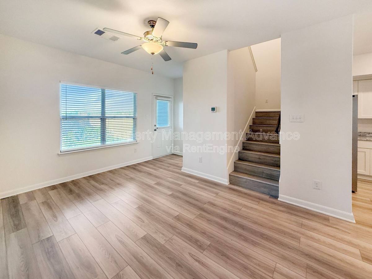 Townhouse for rent at 303 Stone Court, Princeton, TX 75407