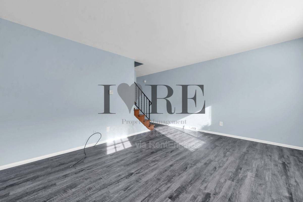Apartment for rent at 870 N Meadows Court #F, Columbus, OH 43229