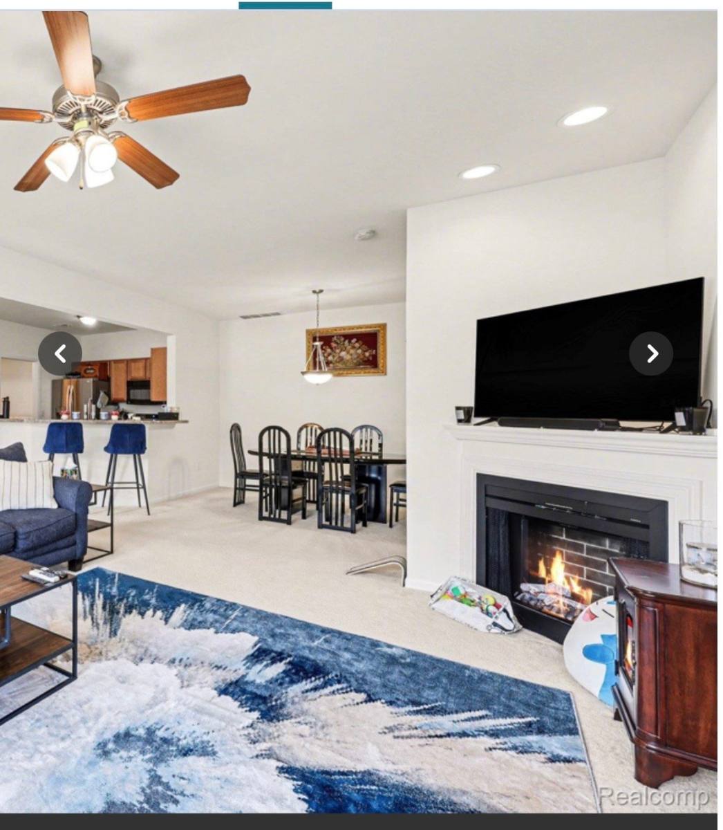 Condo for rent at 28218 S Pointe Lane, New Baltimore, MI 48051