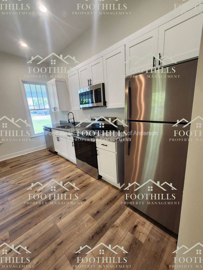 Apartment for rent at 111 Anderson Ave #B, Anderson, SC 29625