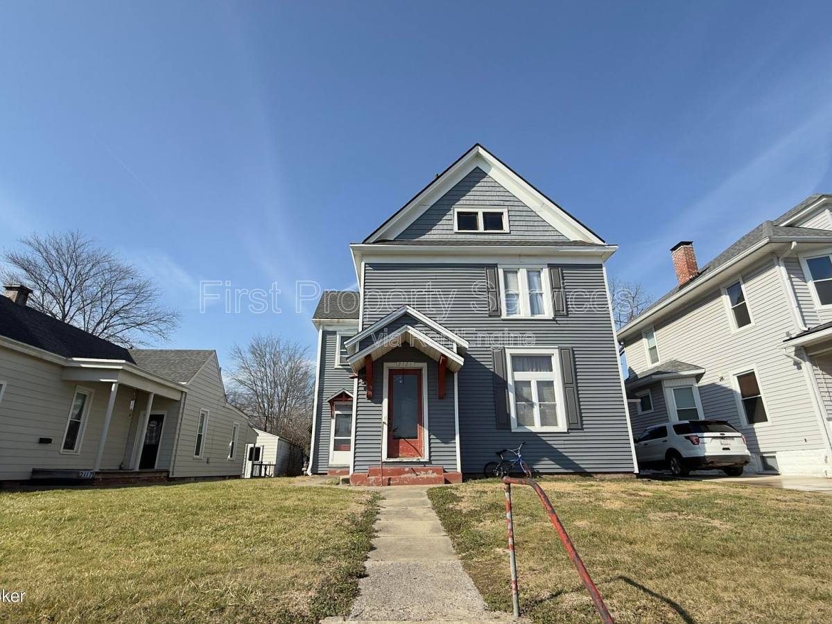 Apartment for rent at 2121 Culbertson Ave #D, New Albany, IN 47150