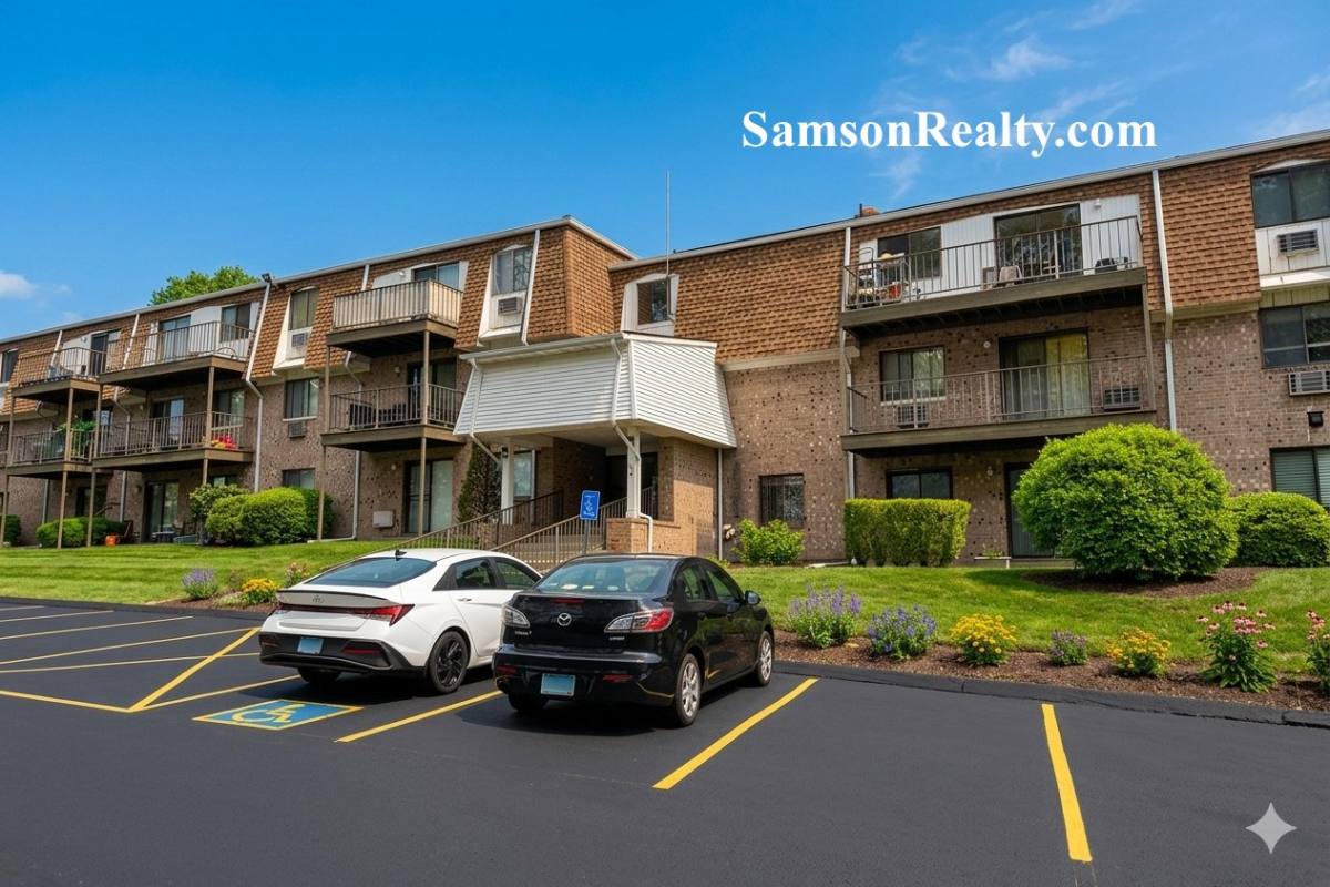 Apartment for rent at 756 Quaker Lane #210, East Greenwich, RI 02818