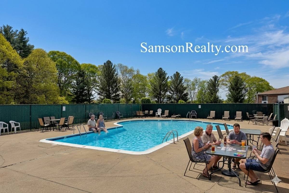 Apartment for rent at 756 Quaker Lane #210, East Greenwich, RI 02818