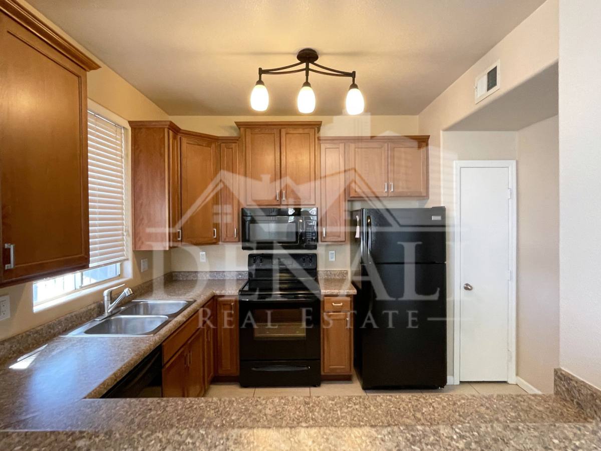 Condo for rent at 1720 E Thunderbird Rd #1129, Phoenix, AZ 85022