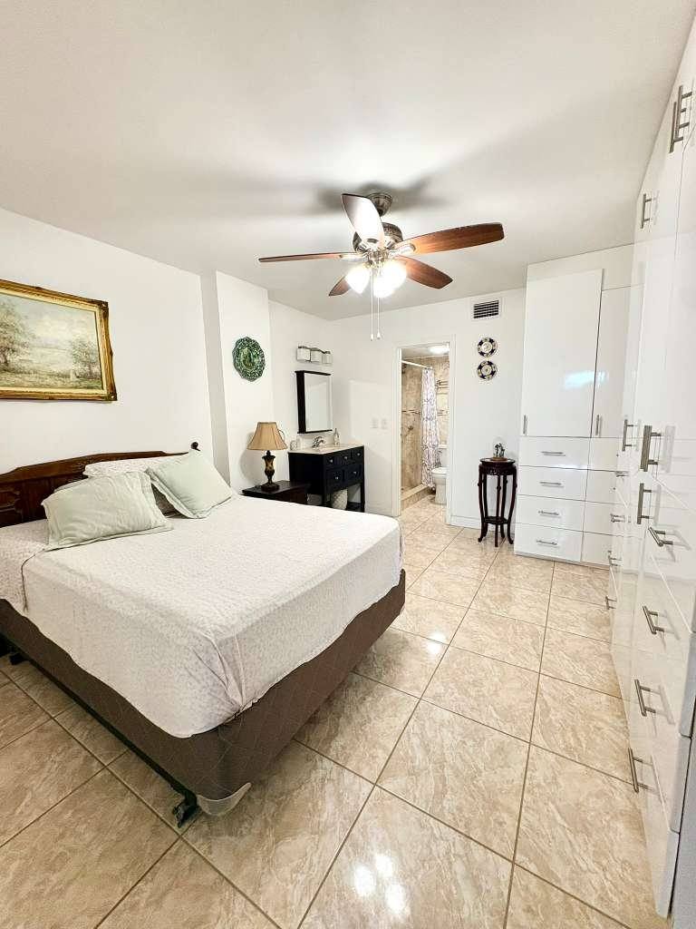 Apartment for rent at 20500 W Country Club Dr #410, Miami, FL 33180