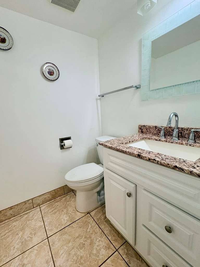 Apartment for rent at 20500 W Country Club Dr #410, Miami, FL 33180